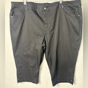 Catherines Black Capri Size 34W